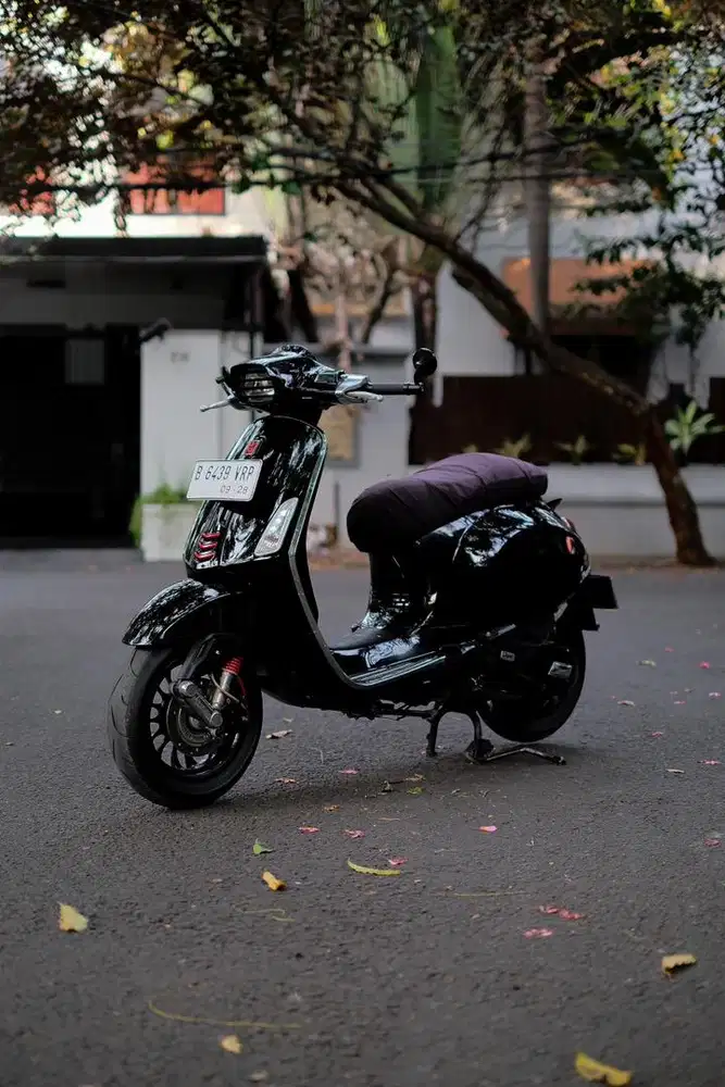 VESPA SPRINT 150 CARBON EDITION 2018