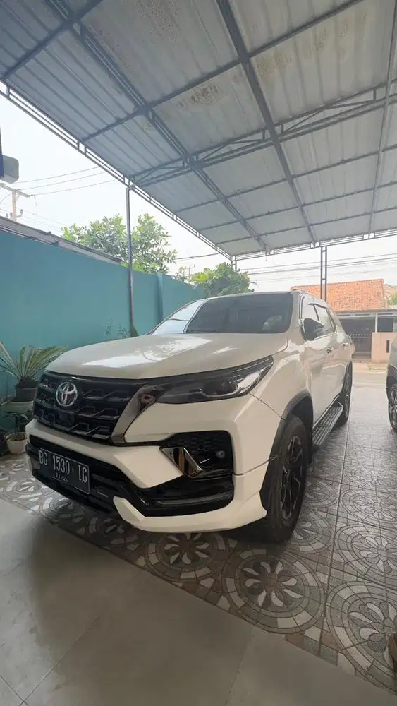 Fortuner 2,4 VRZ GR 2021