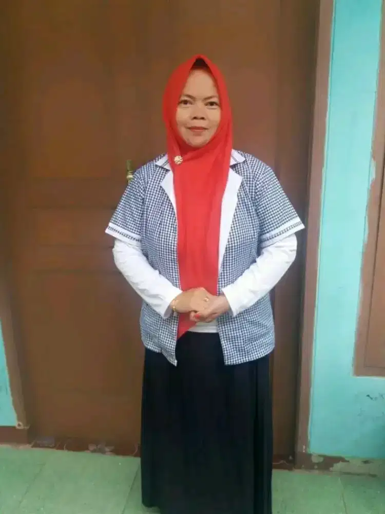 Cari pekerjaan art, merawat lansia untuk pulang pergi