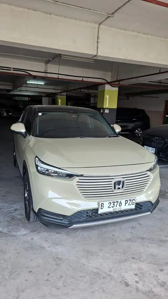 Honda HRV 2023 Tipe E Pemakaian Pribadi Muluss