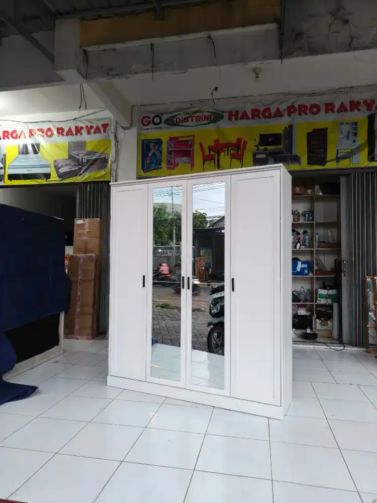 Obral Disply Lemari 4Pintu Besar Pira