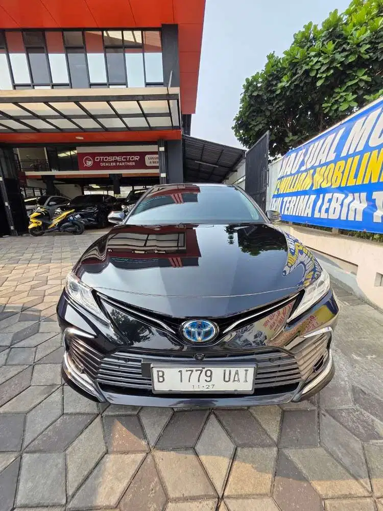 Toyota Camry Hybrid 2.5L A/T 2022