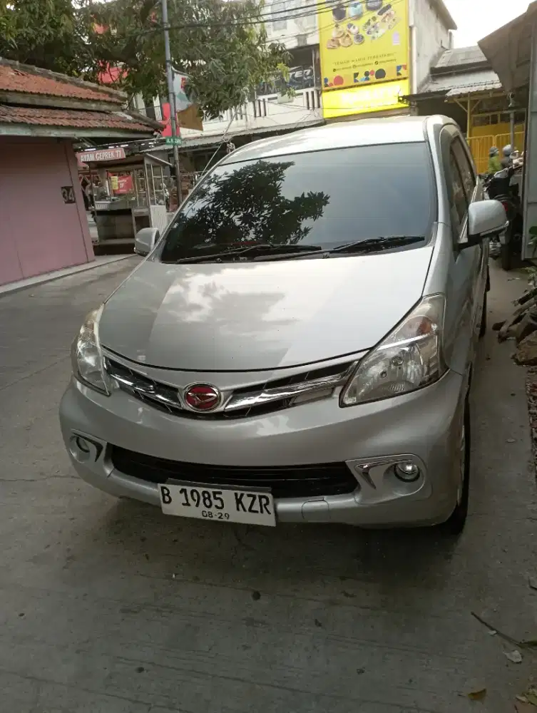 Daihatsu Xenia R delux mt  2015 Bensin