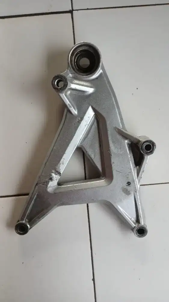 swing arm knalpot vario new