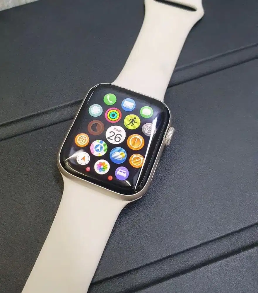 Apple watch se3 44 MM IBOX