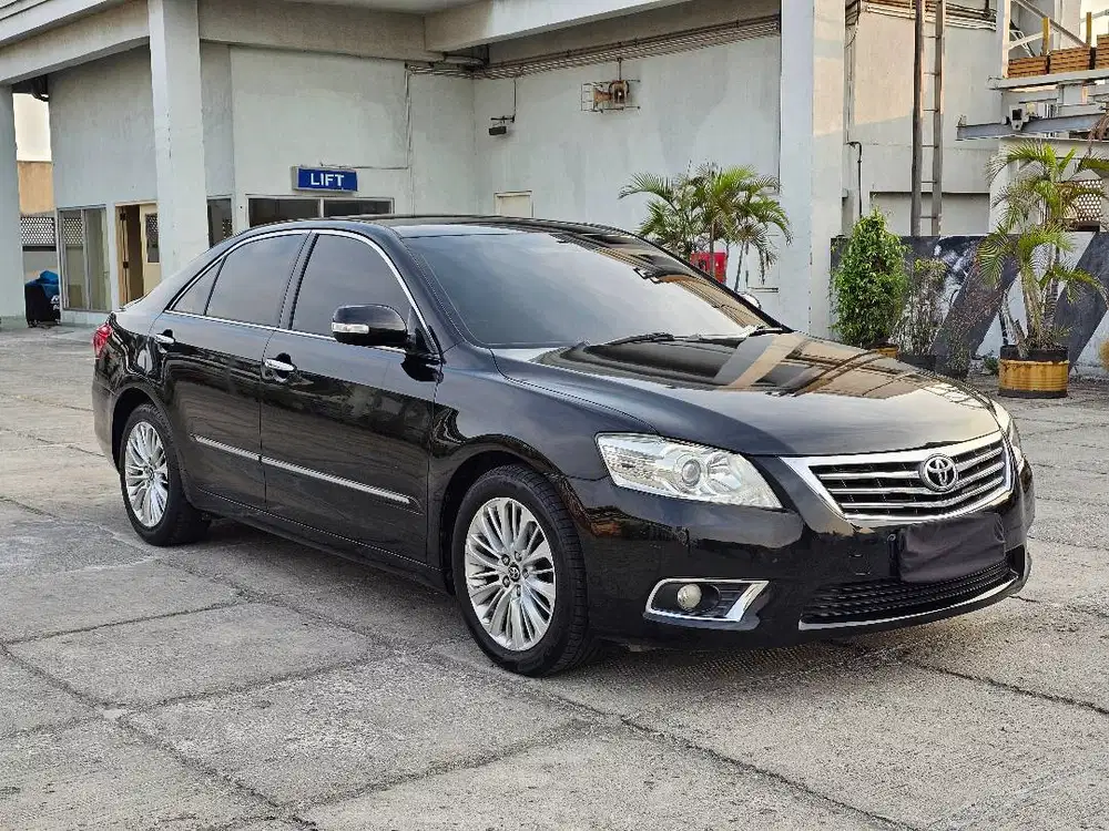 Camry 2.4 V AT 2010