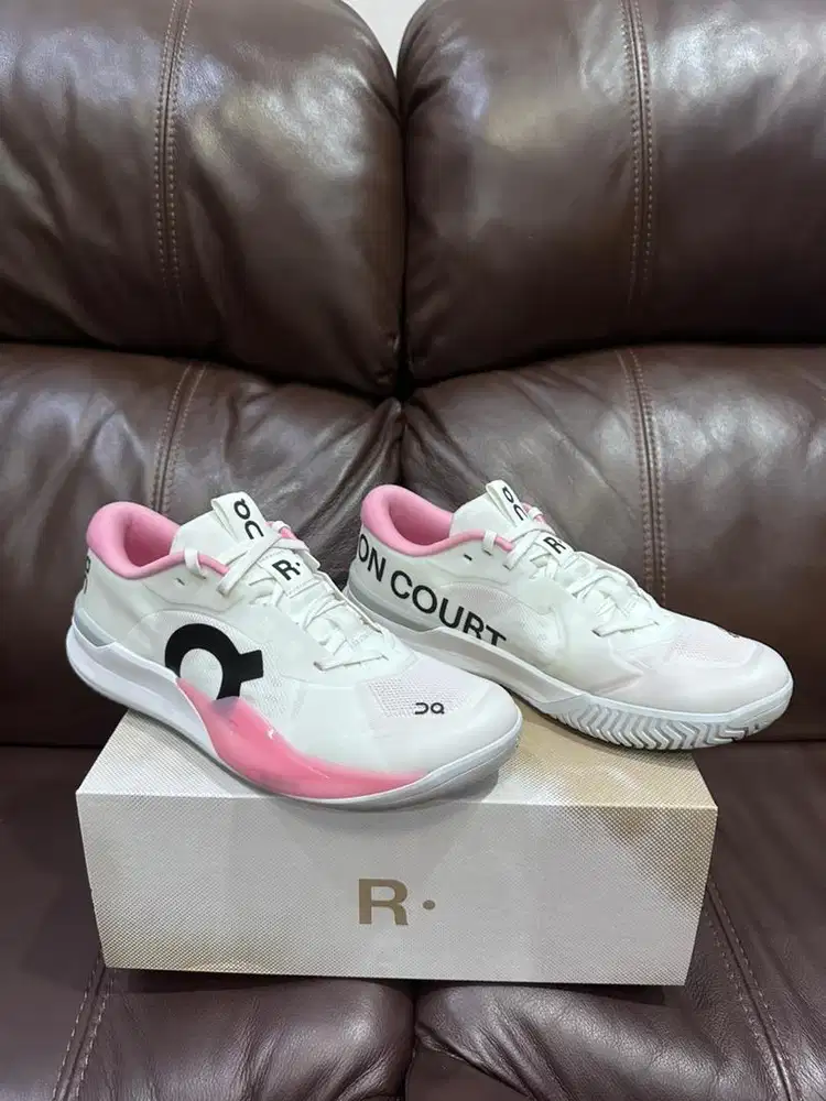 Sepatu On the Roger Pro 3 Clay Ivory Magnolia