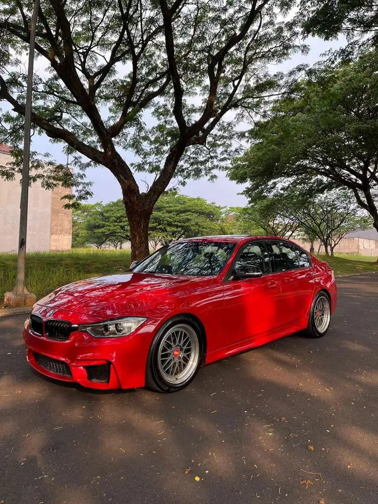 BMW F30 320i SPORT 2012