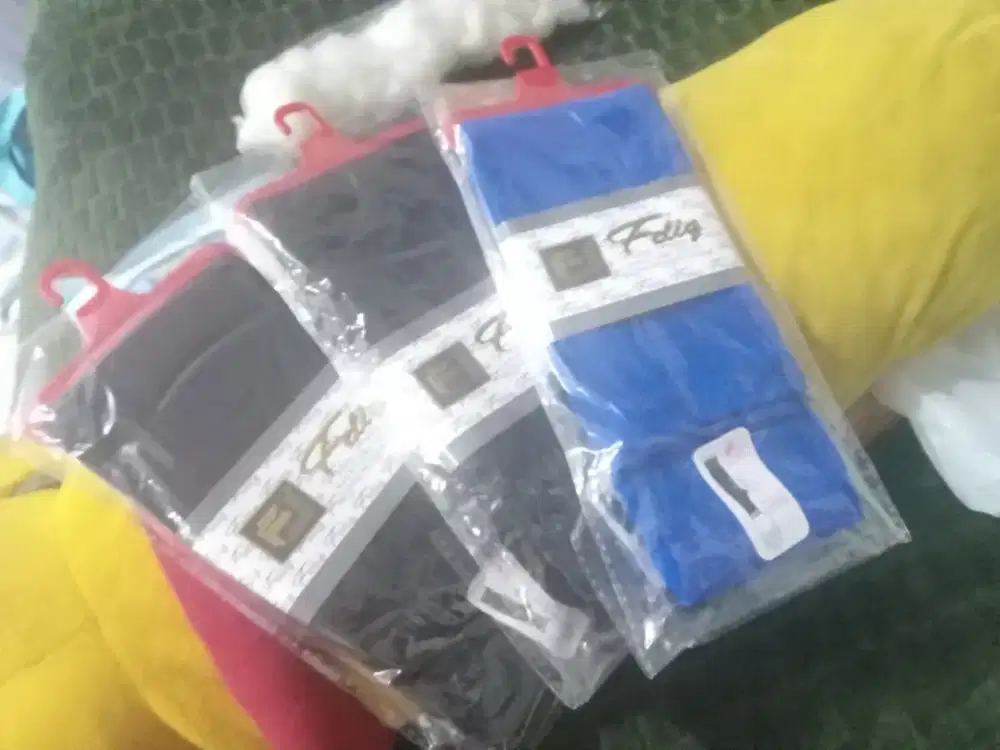 Manset Tangan Biru dan Hitam