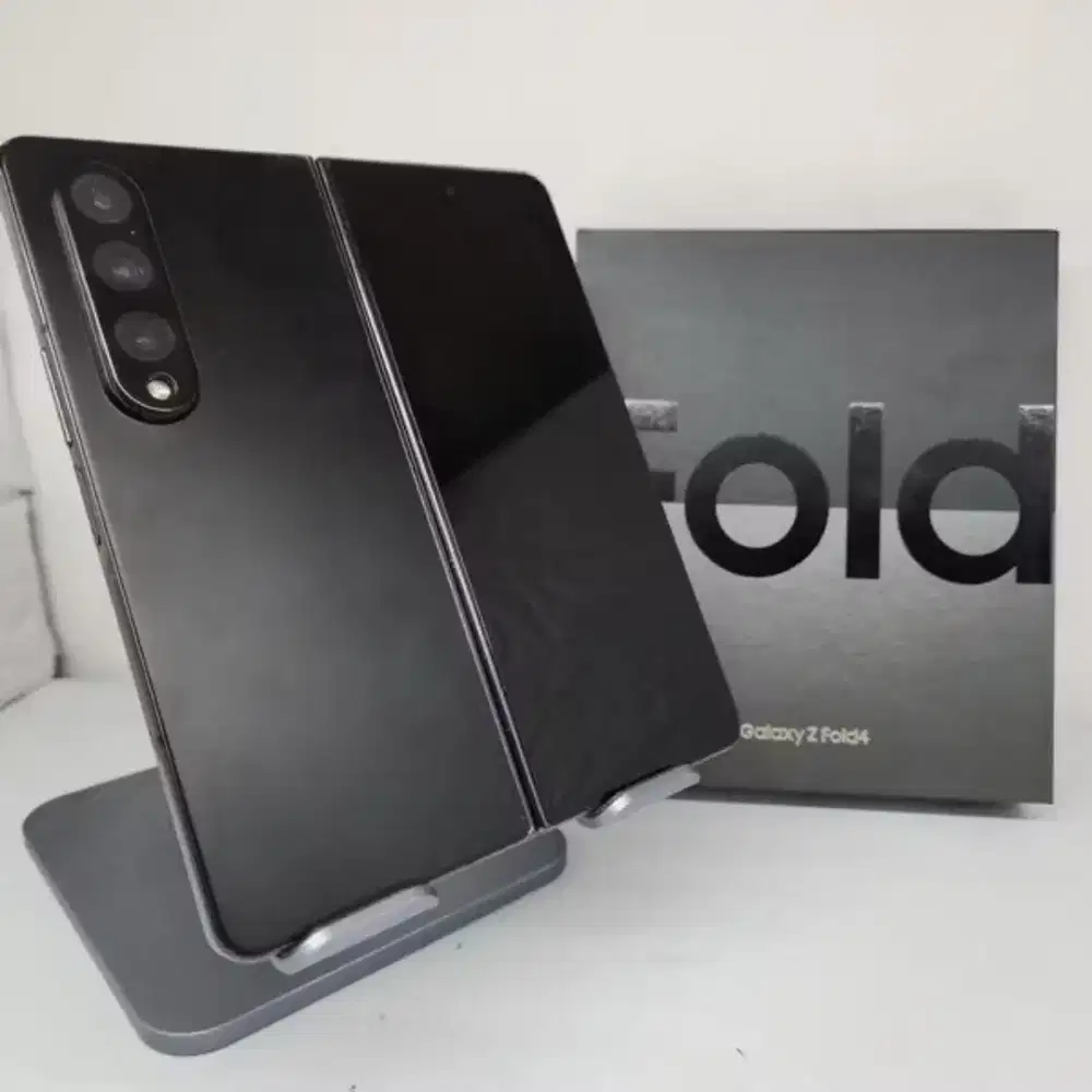SAMSUNG GALAXY Z FOLD 4  256GB DUAL SIM | FULLSET RESMI