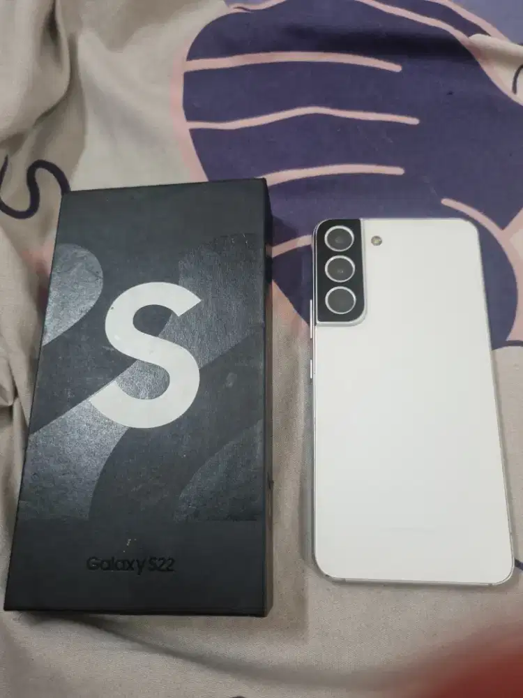 Samsung s22 6/258