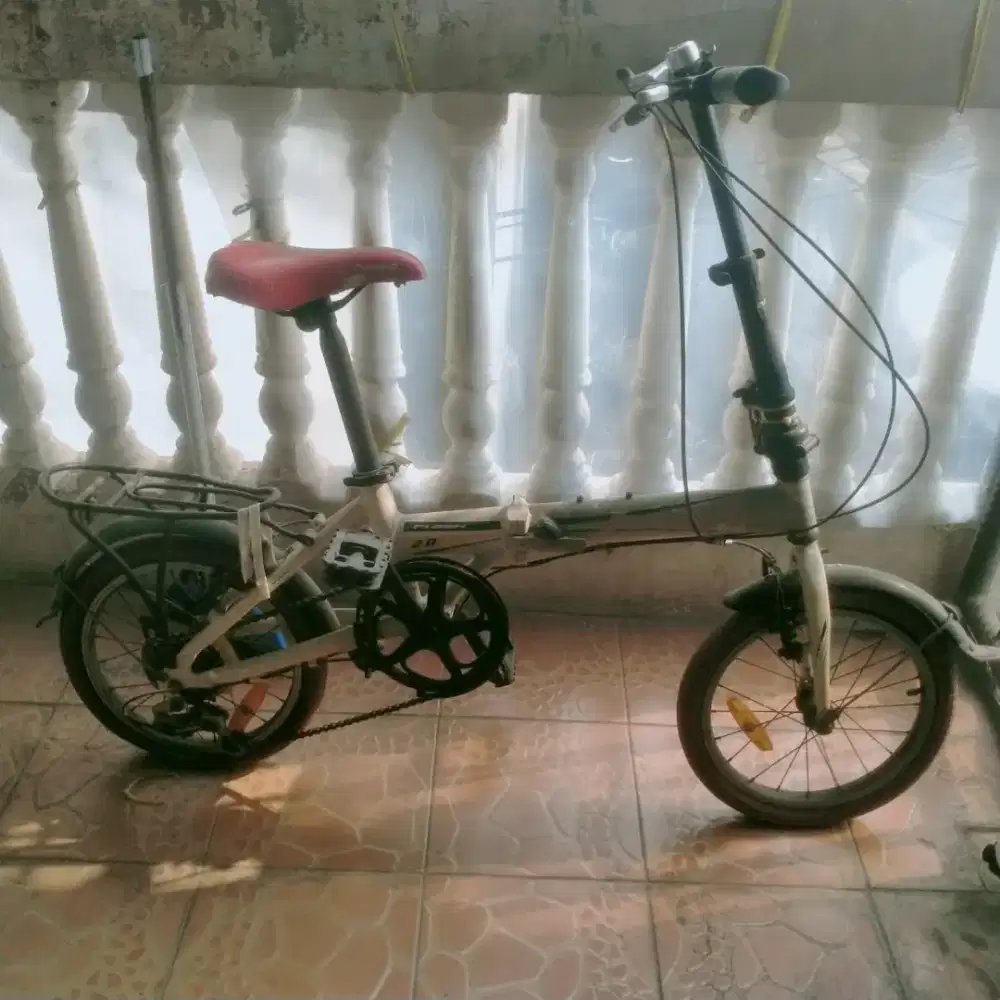 Dijual sepeda dan tredmill