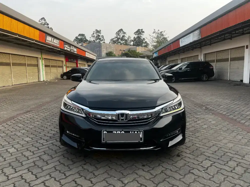 5 JT NEW ACCORD VTIL AT 2016 BLACK EDITION LIKE CIVIC TURBO !!