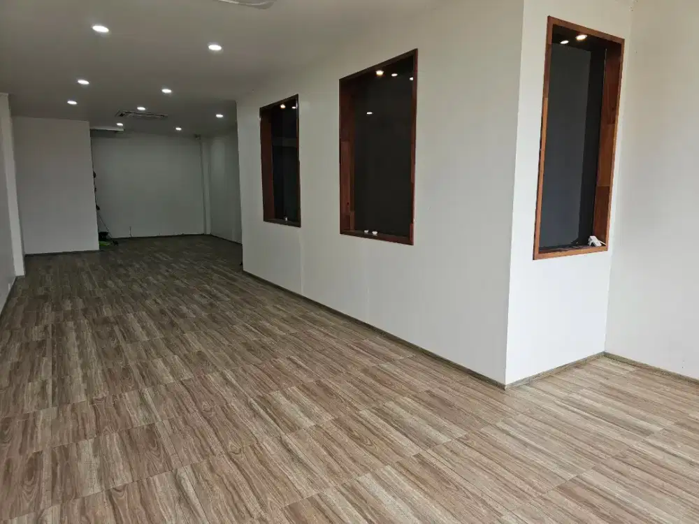 DISEWAKAN Area Kantor Premium Ruko Gravitas Swan City Pasar Kemis