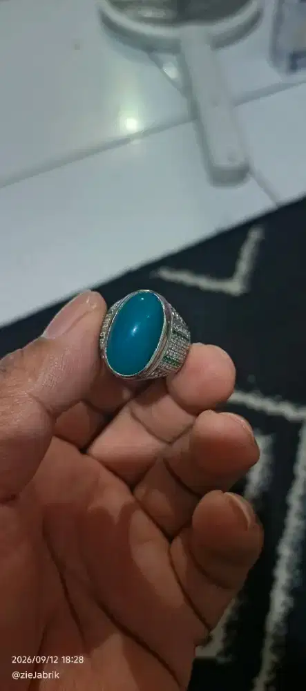Bacan glass ring no 8/9 kuningan sari