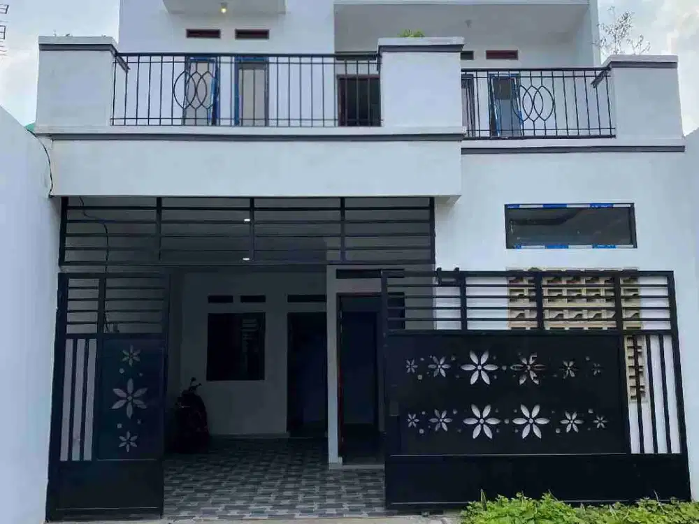 Di jual Rumah Baru Pinggir Jalan Utama