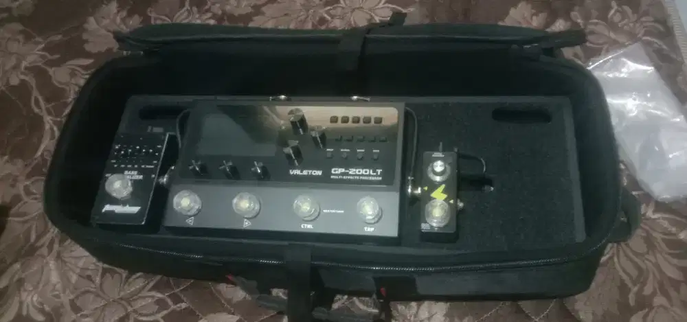 PAKET SET EFEK BASS GITAR