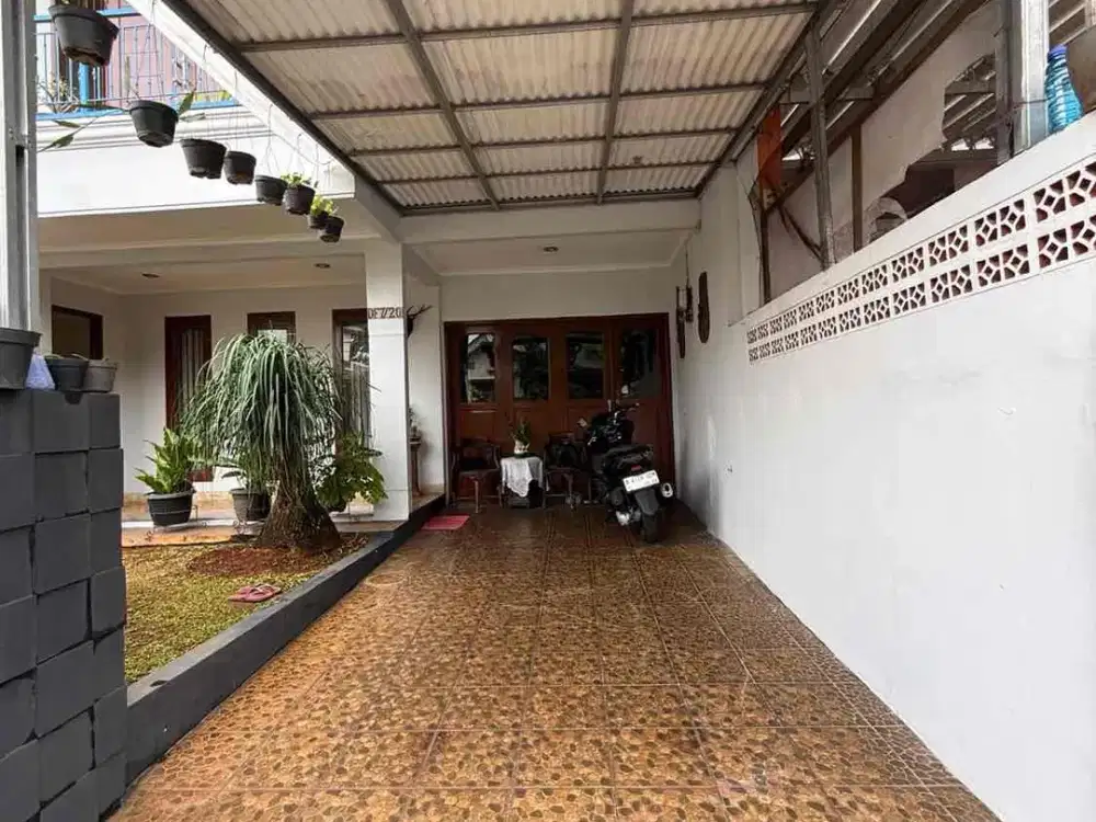 RUMAH TERAWAT DI BINTARO SEKTOR 3A – DEKAT PLAZA & STASIUN