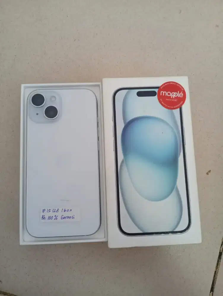 Second iPhone 15 128GB ex-Digimap Garansi resmi