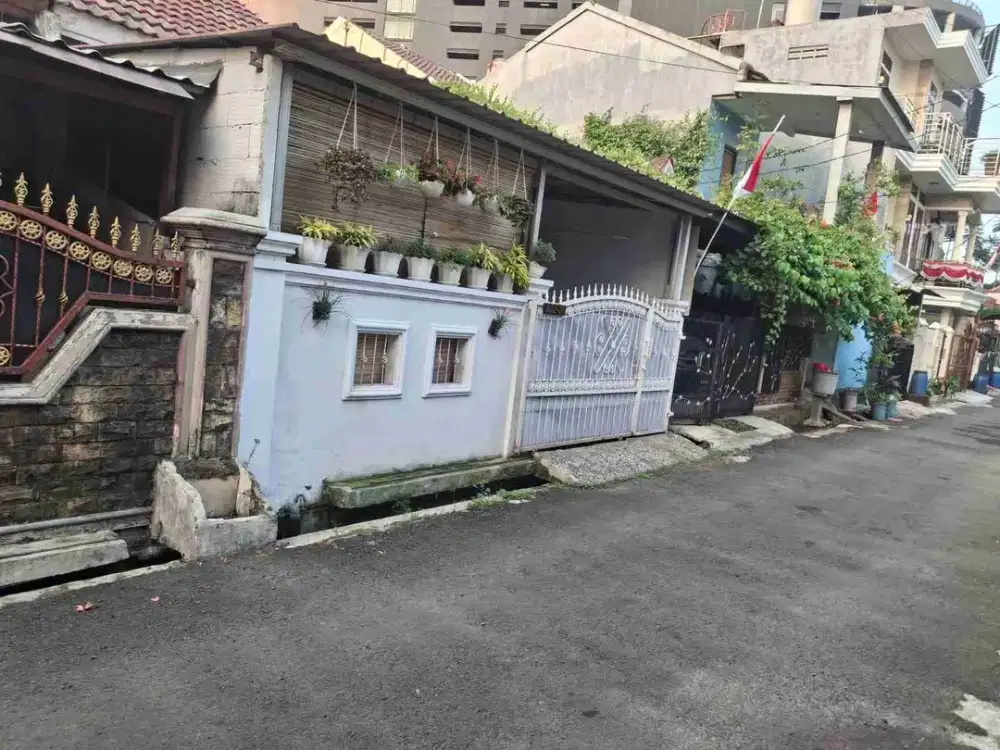 DIJUAL CEPAT!  *RUMAH CATALINA GADING SERPONG*