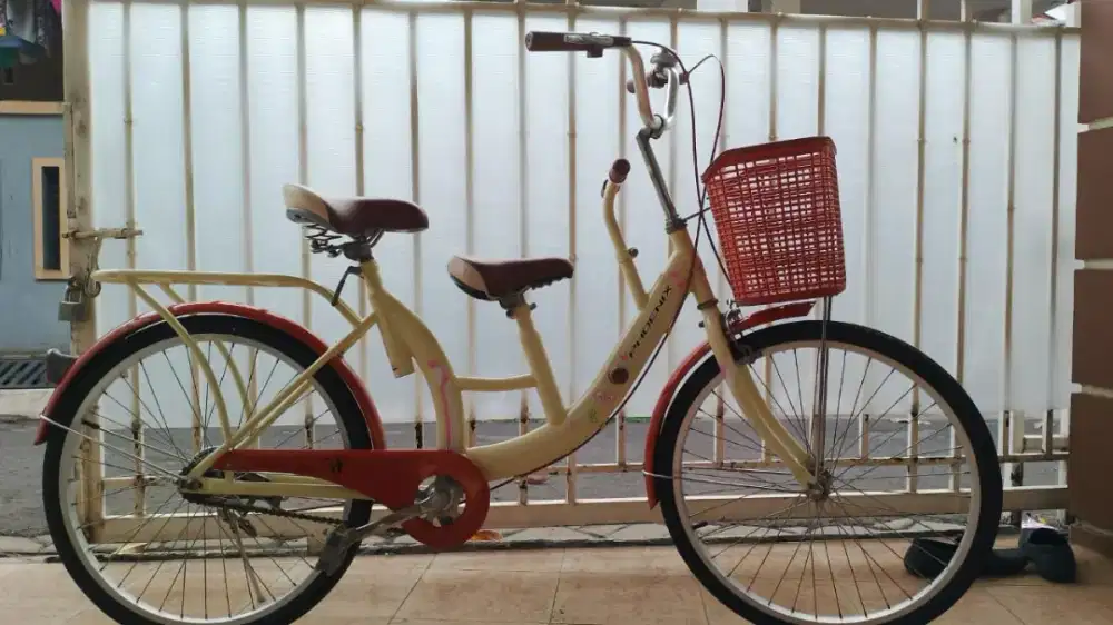 Sepeda mini Phoenix