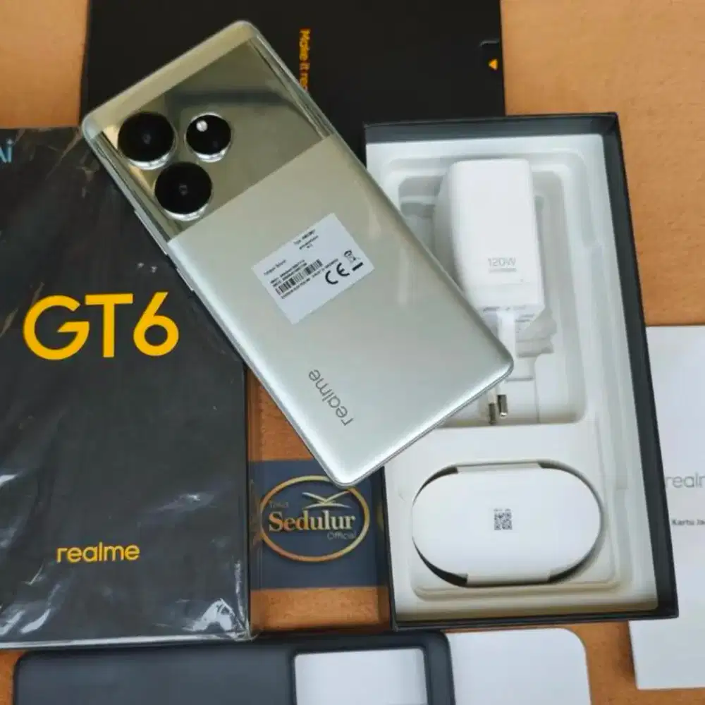 Realme GT6 Ram 12+12/256 GB Fullset Mulus Pisan