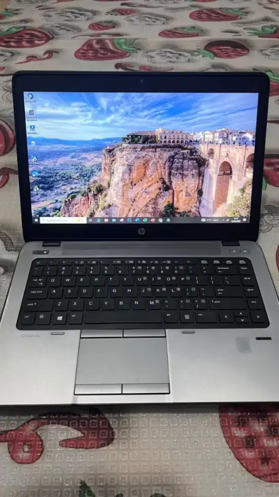 Jual Laptop Hp 840 g2 Intel i5 ram 16gb/SSD 256gb normal mulus