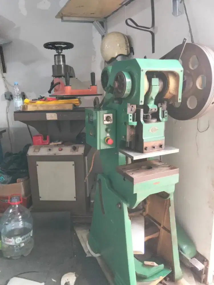 MESIN POND PRESS