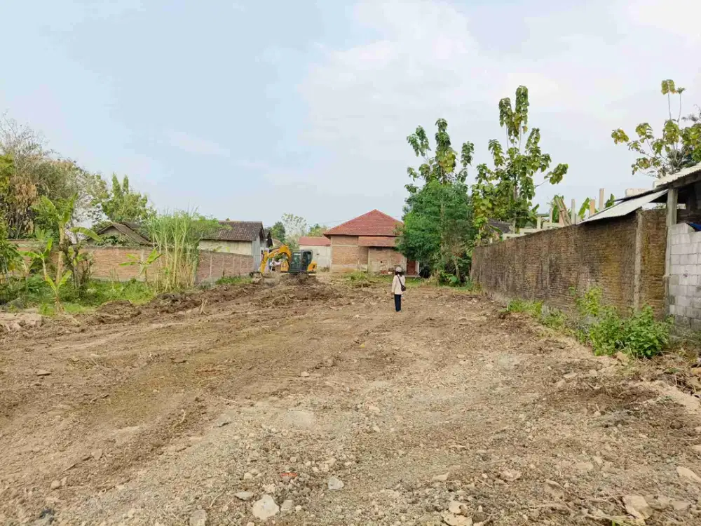 Tanah pinggir jln DPU di Wonokerso Sragen