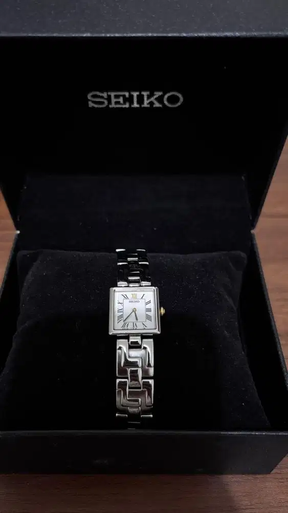 Jam Tangan Seiko-Second
