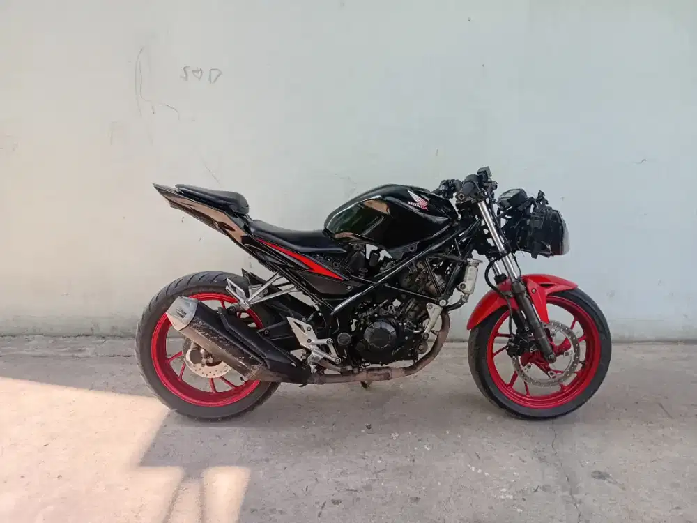 Honda CBR 150 R 2018