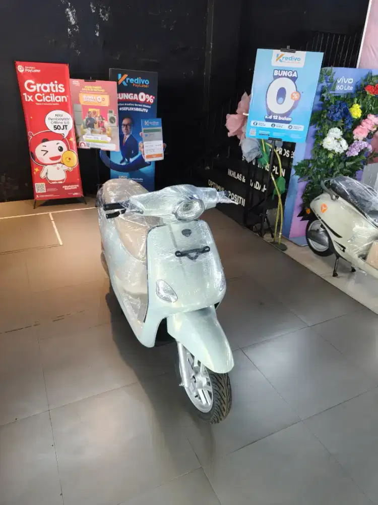 MOTOR LISTRIK MODUS YADEA OSTA H WARNA LANGKA UNIT TERBATAS