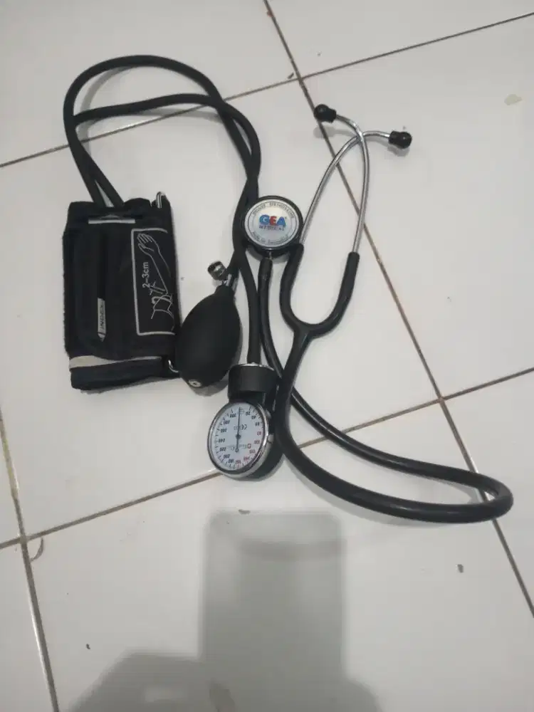 Alat tensi darah manual