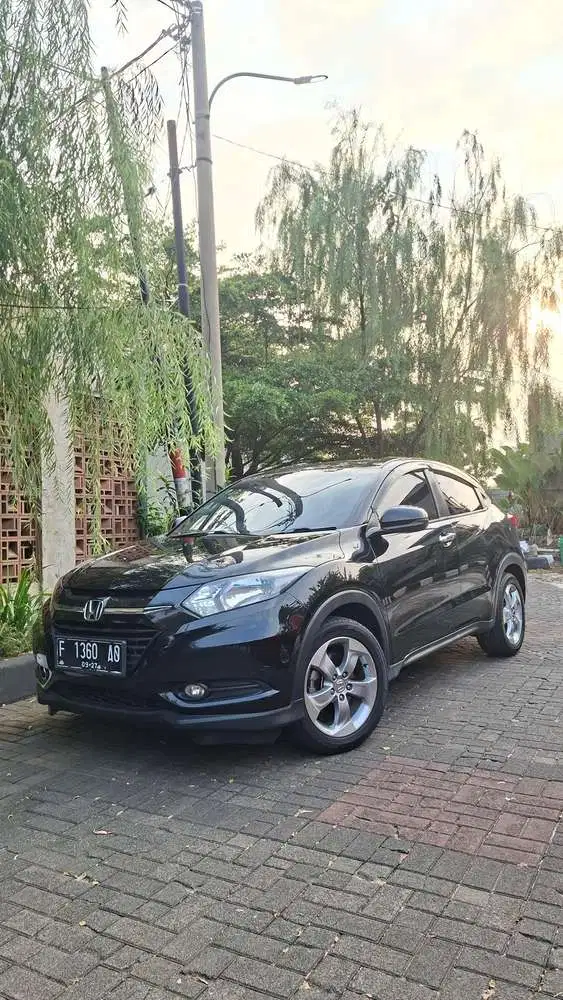 Honda HRV E CVT 2017 tgn 1 Bogor