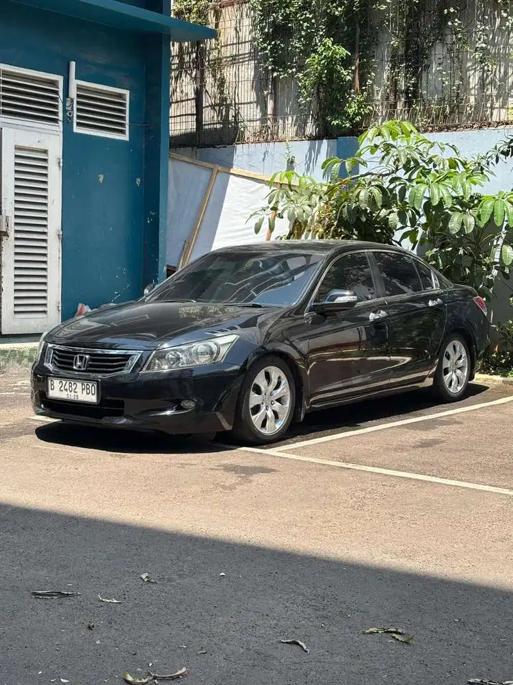 Honda Accord 2010 Bensin