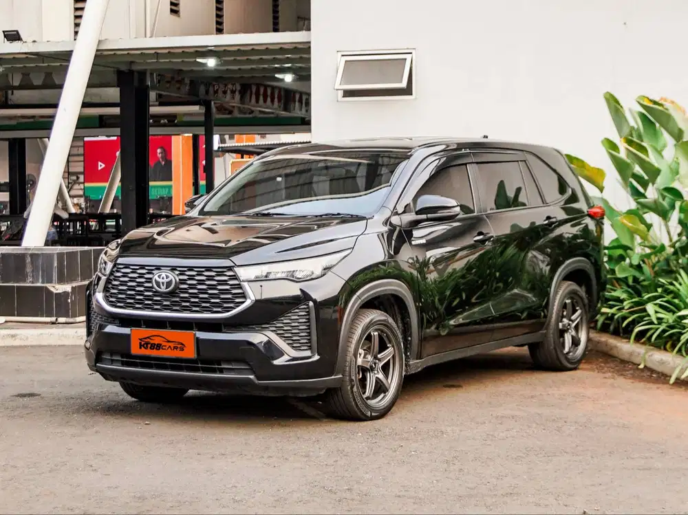 DP 5 juta Innova Zenix G Hybrid 2023