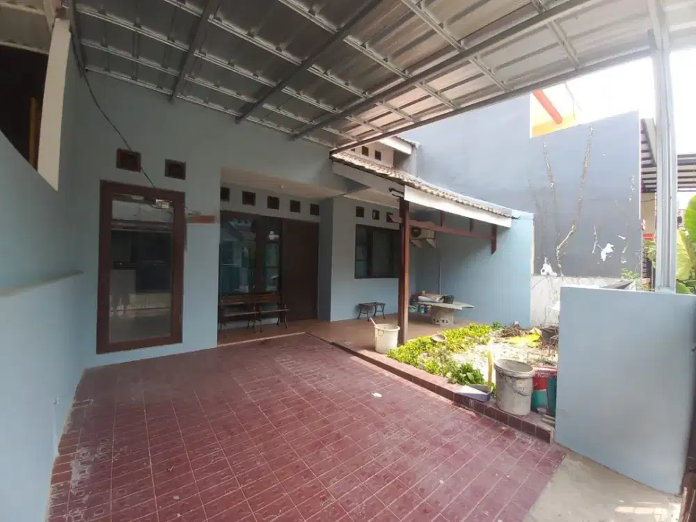 Dijual rumah 1,5 lantai di Bintang Metropole, Bekasi Utara