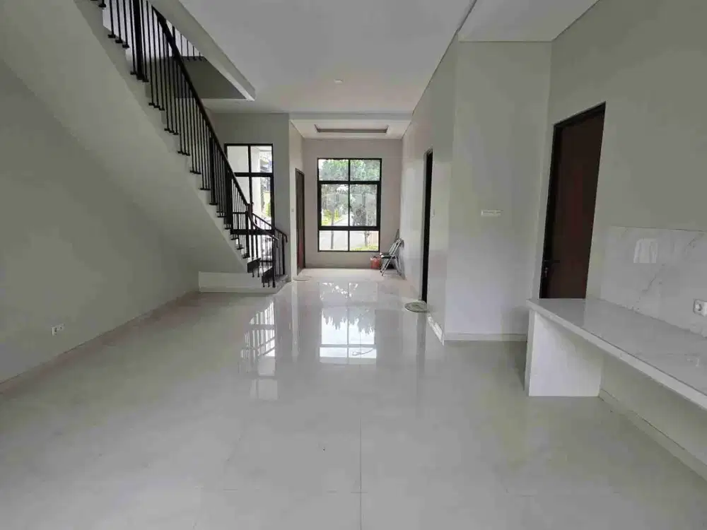 Dijual Rumah 2 lantai Siap Huni di Komplek Perumahan Singgasana Pradana Mekar Wangi Bandung