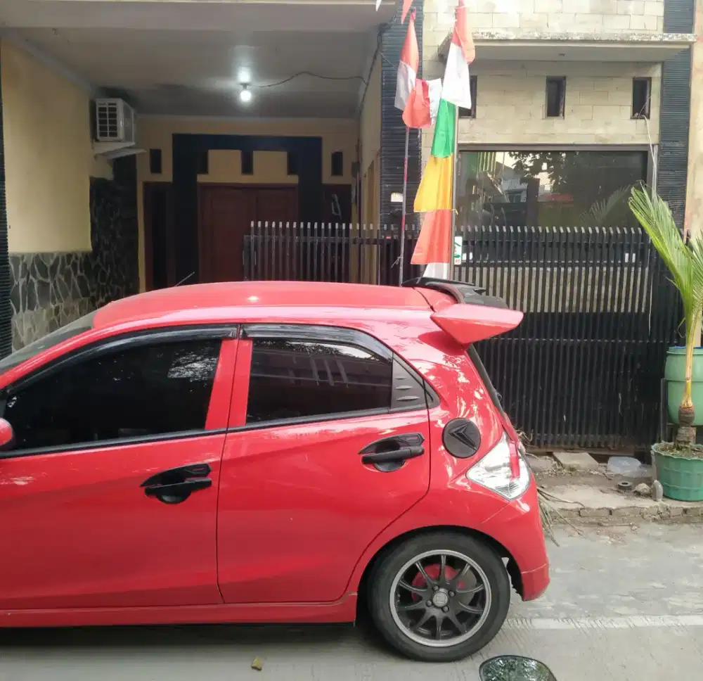 Rumah disewakan di Karawang