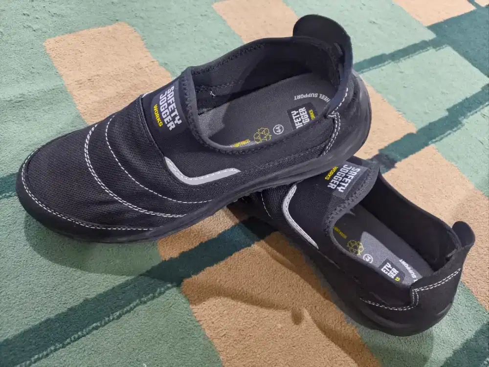 Sepatu safety Jogger works yukonstar S1P Black ukuran 44