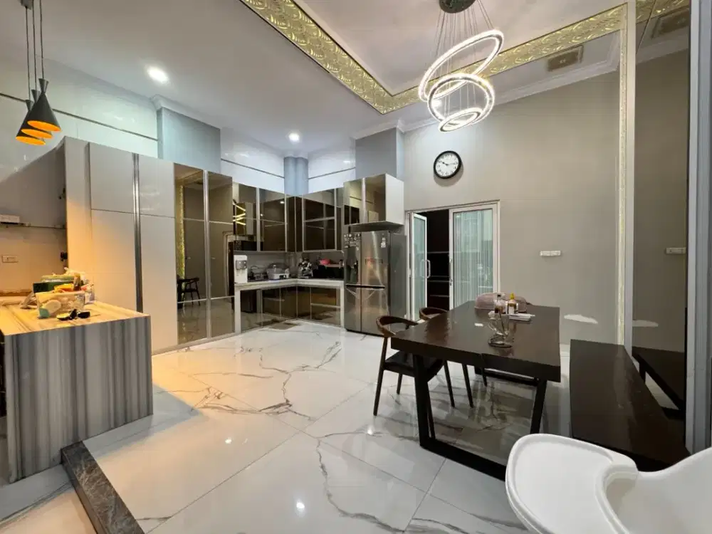 Dijual Villa Jalan Budi Keadilan Daerah Yos Sudarso Ukuran 12 meter