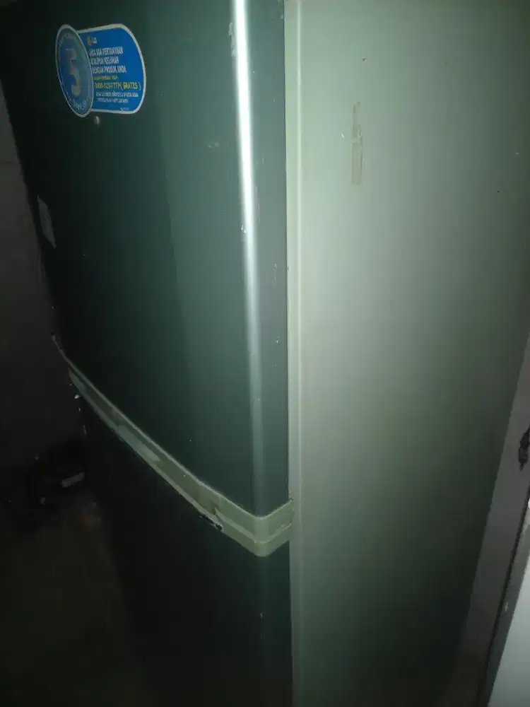 Kulkas LG  2 pintu normal