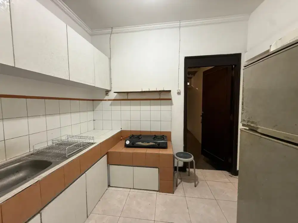 Disewakan rumah kota baru parahyangan siap  huni AC setiap kamar