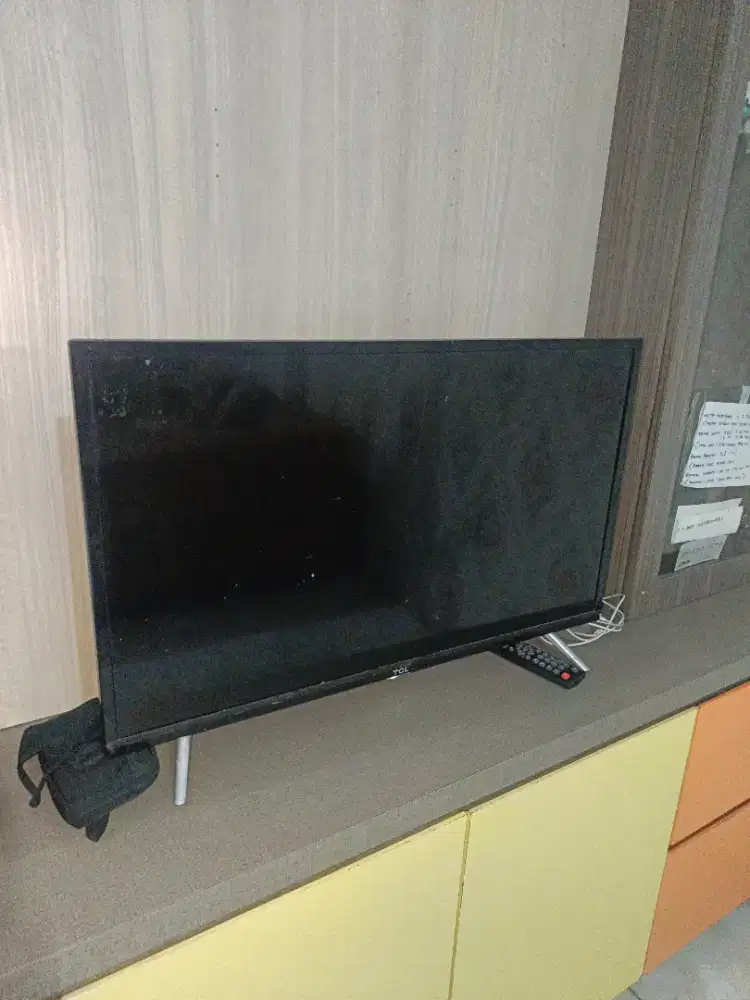 TV TCL 32inch bekas, BUKAN TV SMART