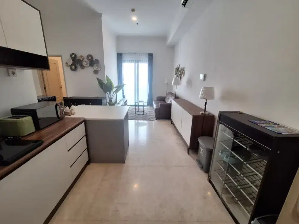 DiSewakan Unit 2BR Furnished Baru apartemen The Peak, Surabaya