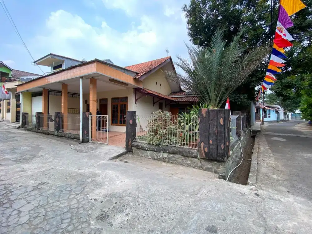 Dijual Murah Rumah Hook 135 m2 di Dekat Tol Sadang Purwakarta Kota