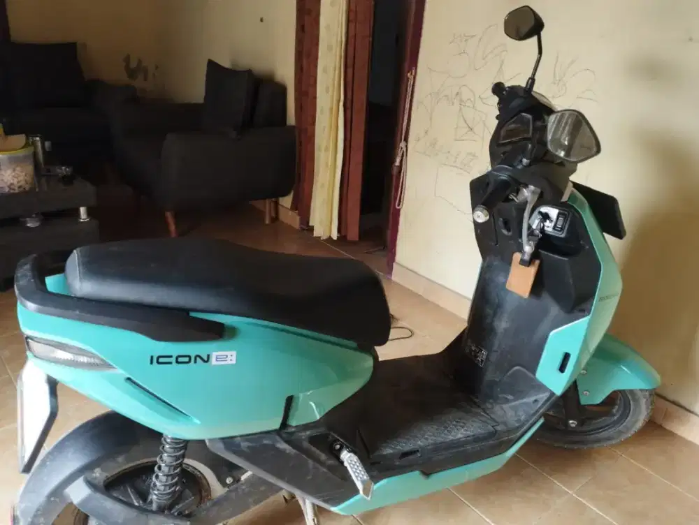 Icon motor listrik 2025