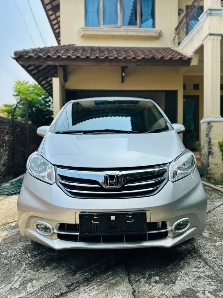 Honda Freed 2015 Bensin