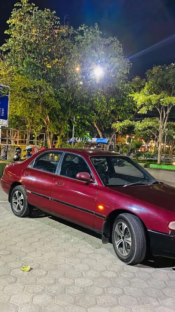 Mazda Cronos 1994 Bensin