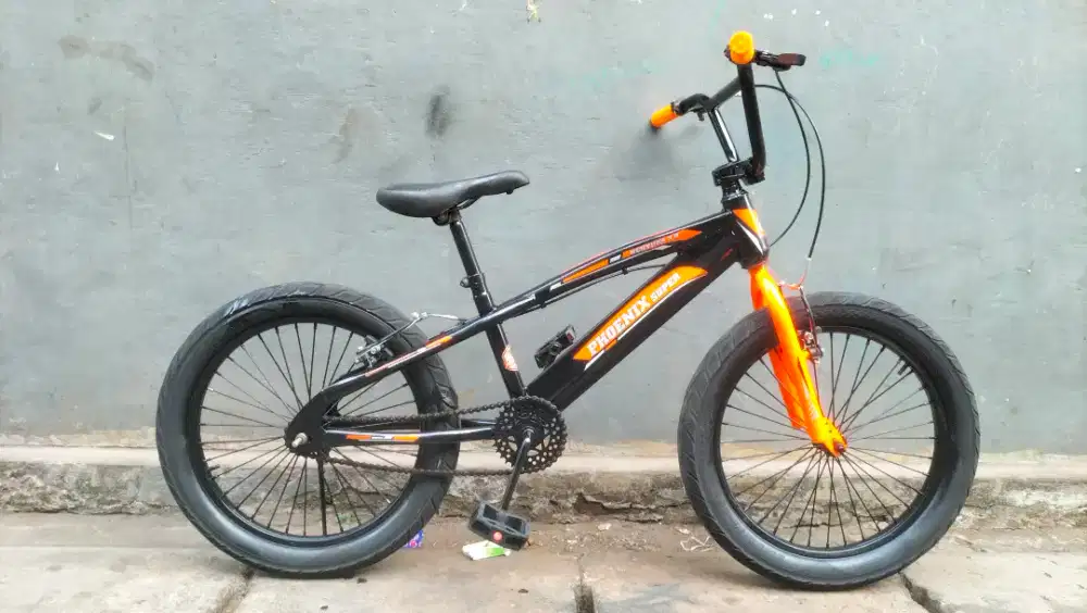 Sepeda bmx phoenix
